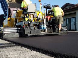 Best Concrete Driveway Installation  in Miami Shores, FL